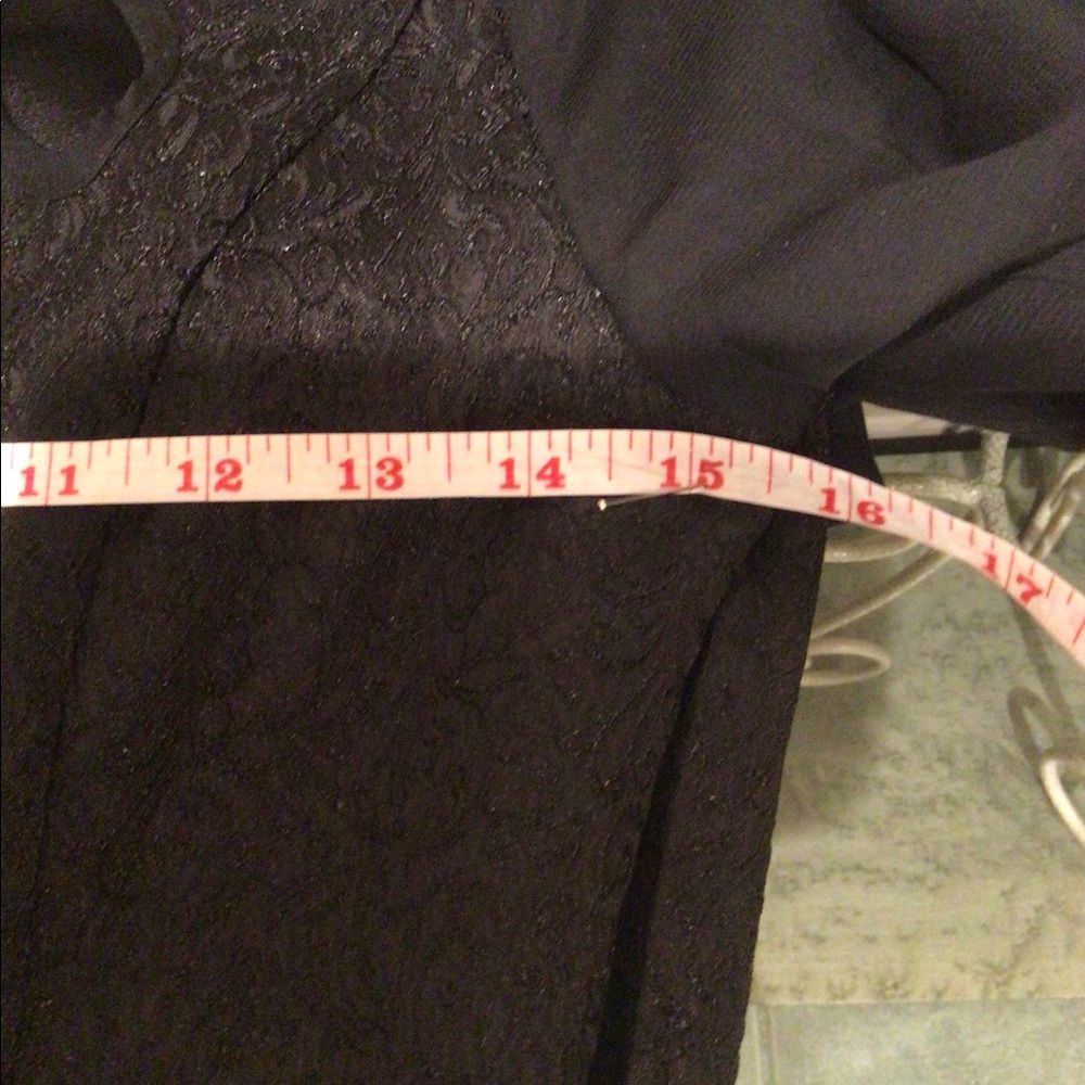 💕💕2XHost Pick💕💕NWOT elegant Black dress with long sleeves with side slits - Picture 3 of 6